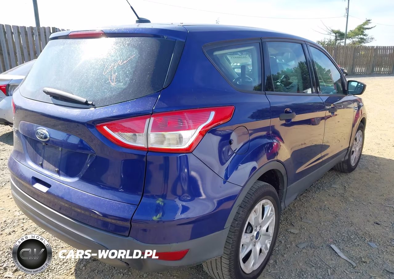 2016 Ford Escape S VIN:1FMCU0F78GUB31777 - 4