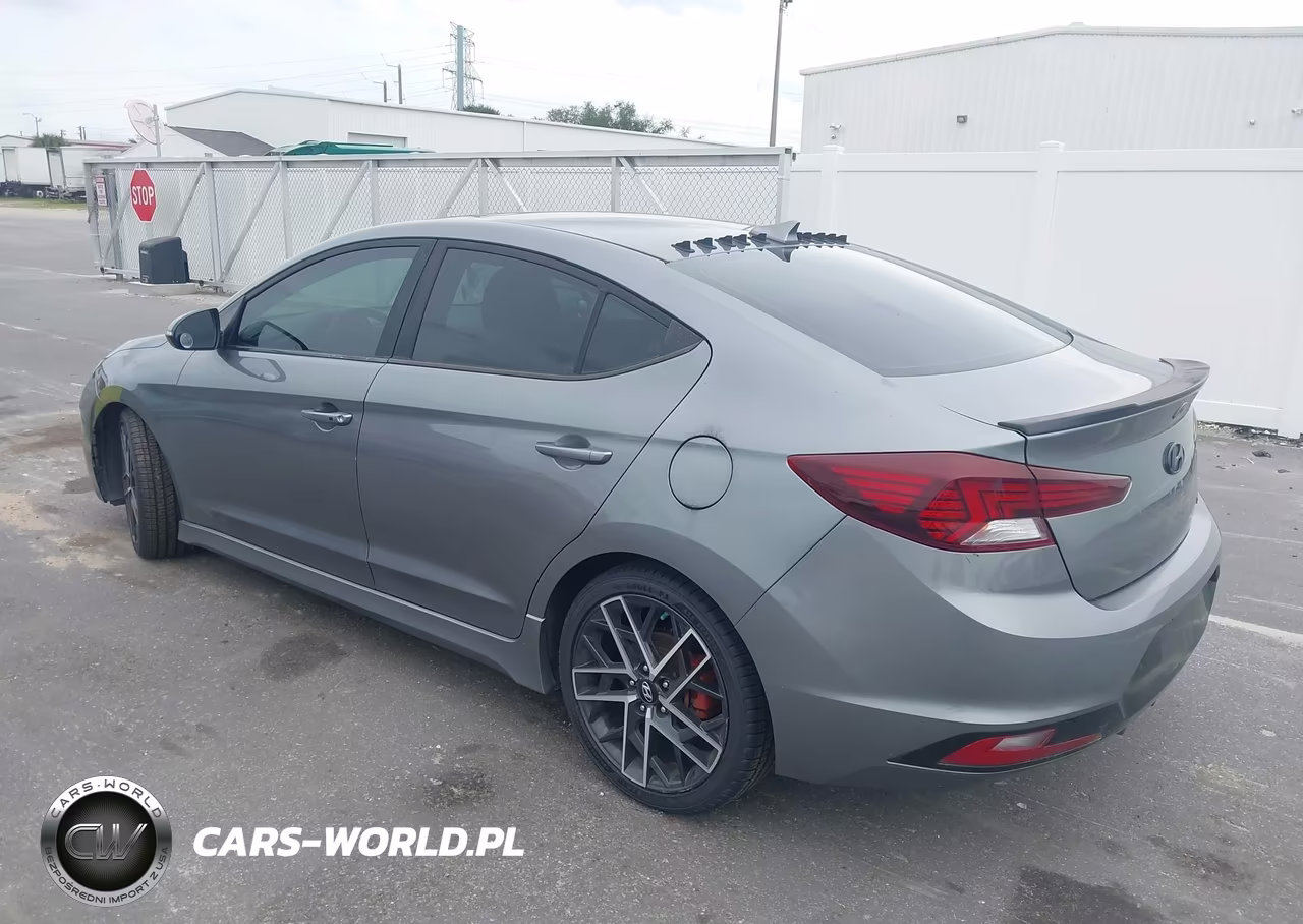 2019 Hyundai Elantra Sport VIN:KMHD04LB4KU812558 - 3