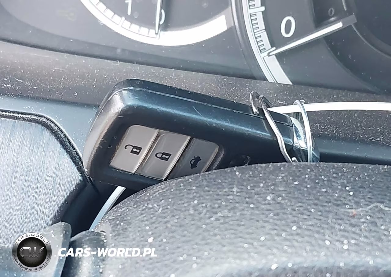 2015 Honda Accord Ex-L VIN:1HGCR2F8XFA057743 - 11