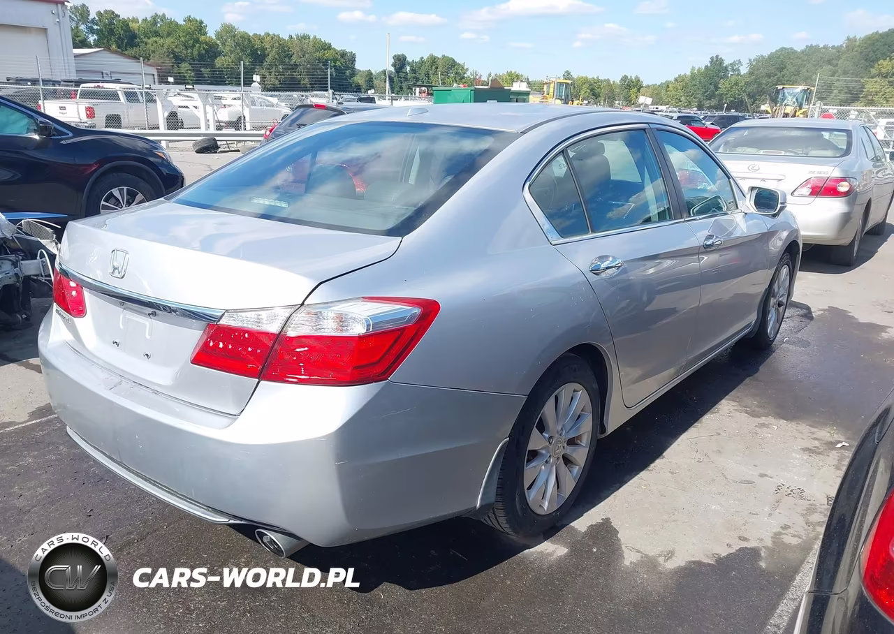 2015 Honda Accord Ex-L VIN:1HGCR2F8XFA057743 - 4