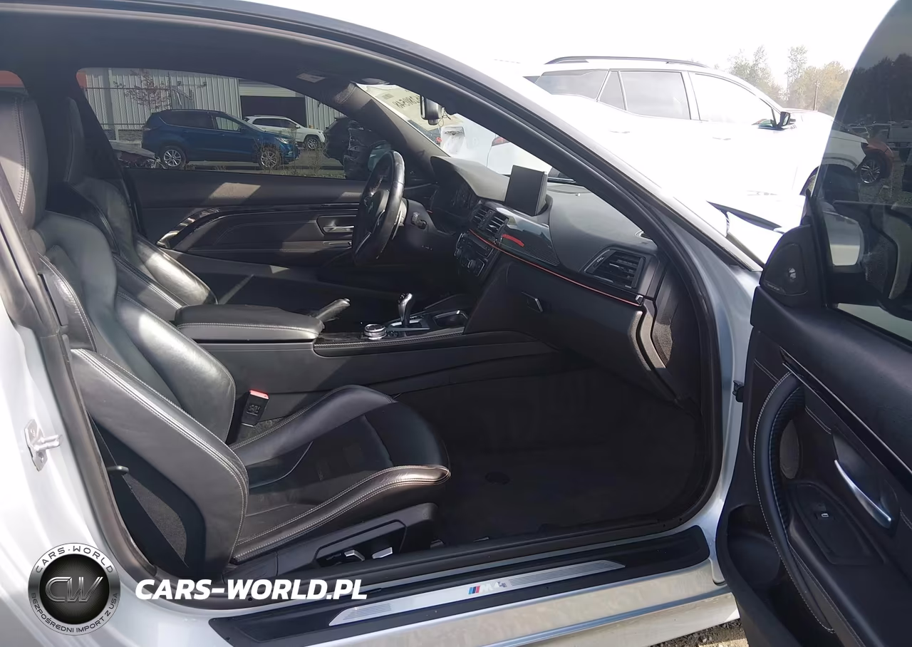 2015 BMW M4 VIN:WBS3R9C58FK331526 - 17