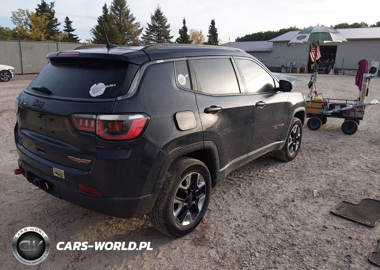 2017 Jeep New Compass Trailhawk 4X4 VIN:3C4NJDDB9HT656847 - 4