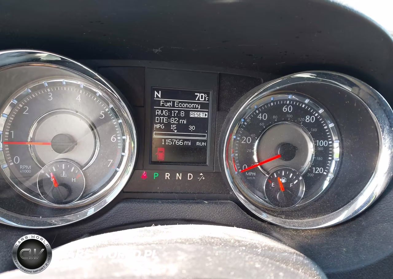 2015 Chrysler Town & Country Limited Platinum VIN:2C4RC1GG4FR742343 - 7