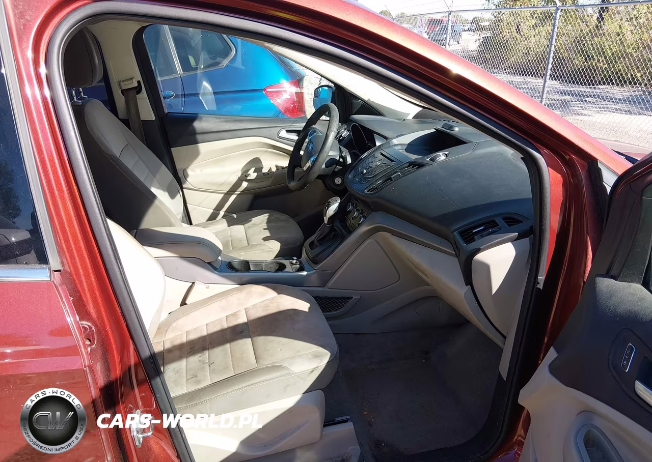 2015 Ford Escape Se VIN:1FMCU0G96FUB32943 - 5