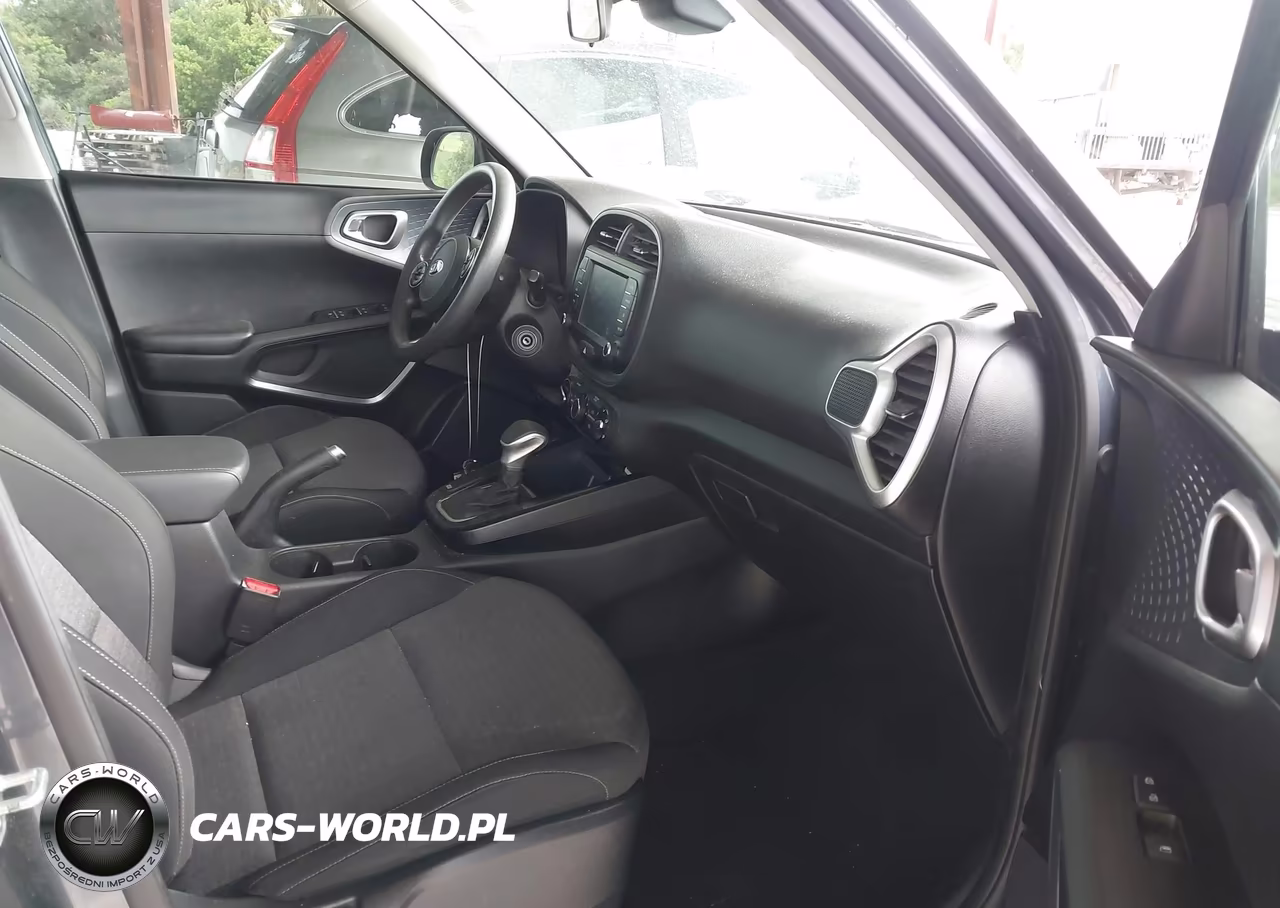 2020 Kia Soul S VIN:KNDJ23AU2L7116765 - 5