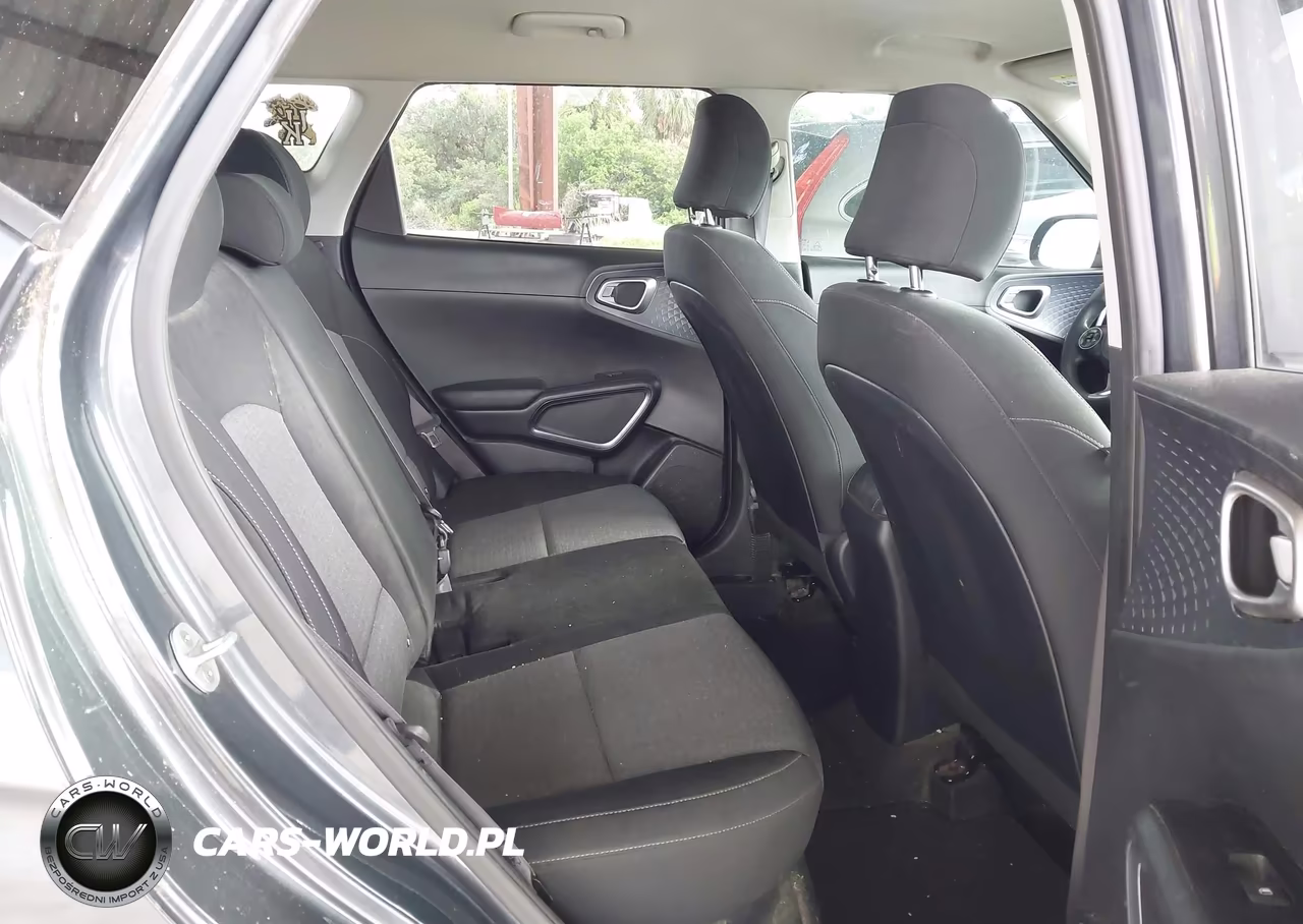 2020 Kia Soul S VIN:KNDJ23AU2L7116765 - 8