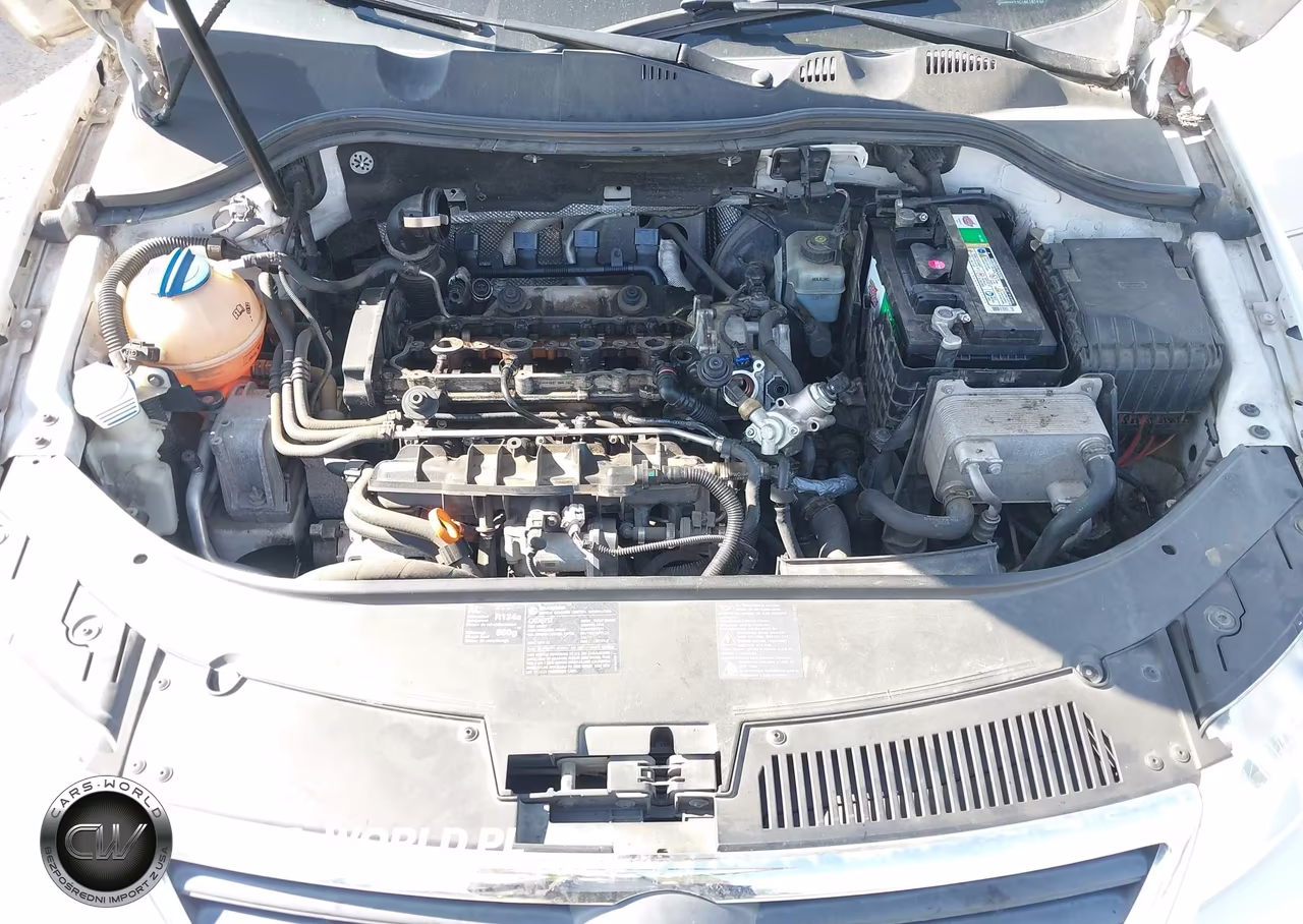 2008 Volkswagen Passat Turbo VIN:WVWXK73C18E161432 - 10