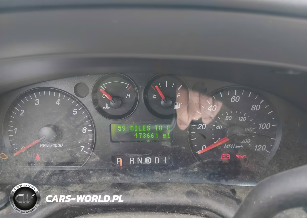 2005 Ford Taurus VIN:1FAFP53U05A260875 - 7