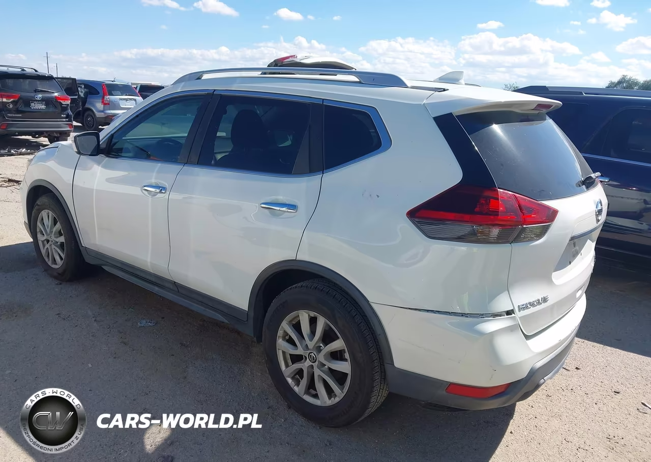 2019 Nissan Rogue S VIN:5N1AT2MT8KC764994 - 3