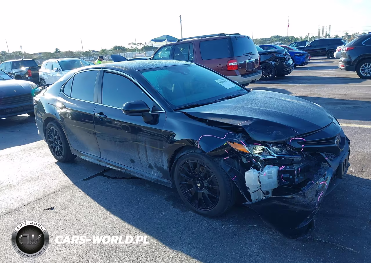 2020 Toyota Camry Se