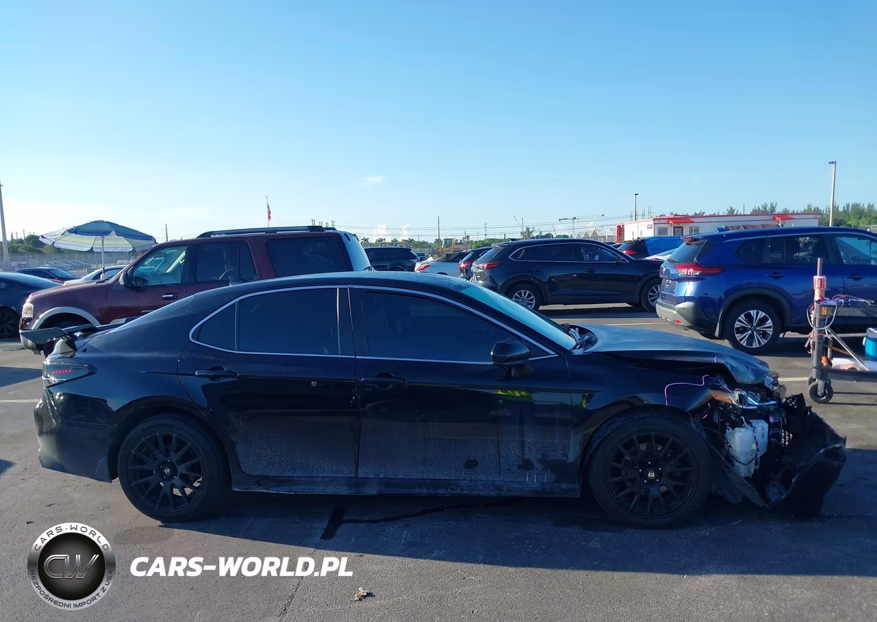 2020 Toyota Camry Se VIN:4T1G11AK8LU945207 - 13