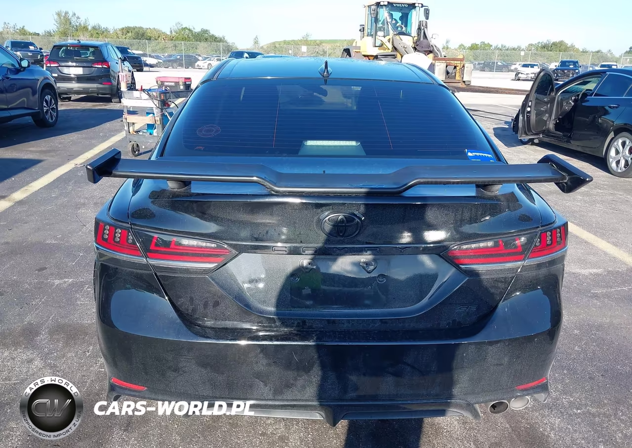 2020 Toyota Camry Se VIN:4T1G11AK8LU945207 - 16