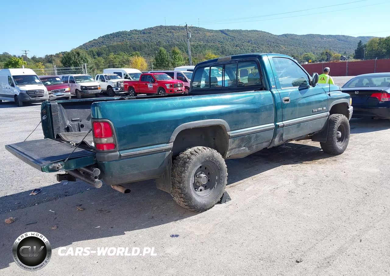 1996 Dodge Ram 1500 VIN:1B7HF16Y3TS652205 - 4