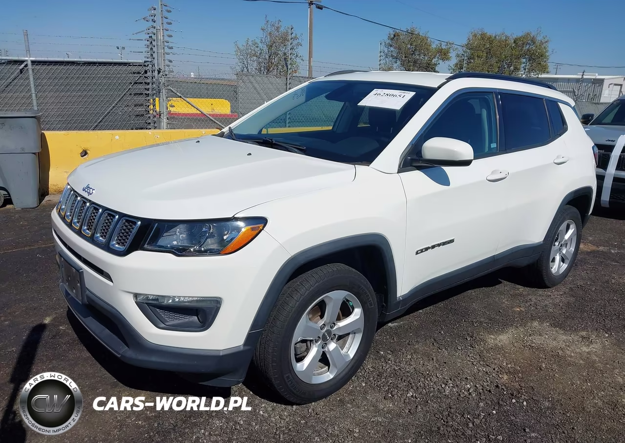 2018 Jeep Compass Latitude 4X4 VIN:3C4NJDBB7JT152936 - 2