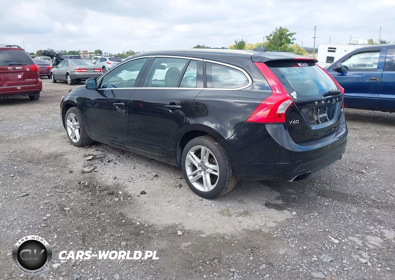 2015 Volvo V60 T5 Premier VIN:YV126MEB1F1199372 - 3
