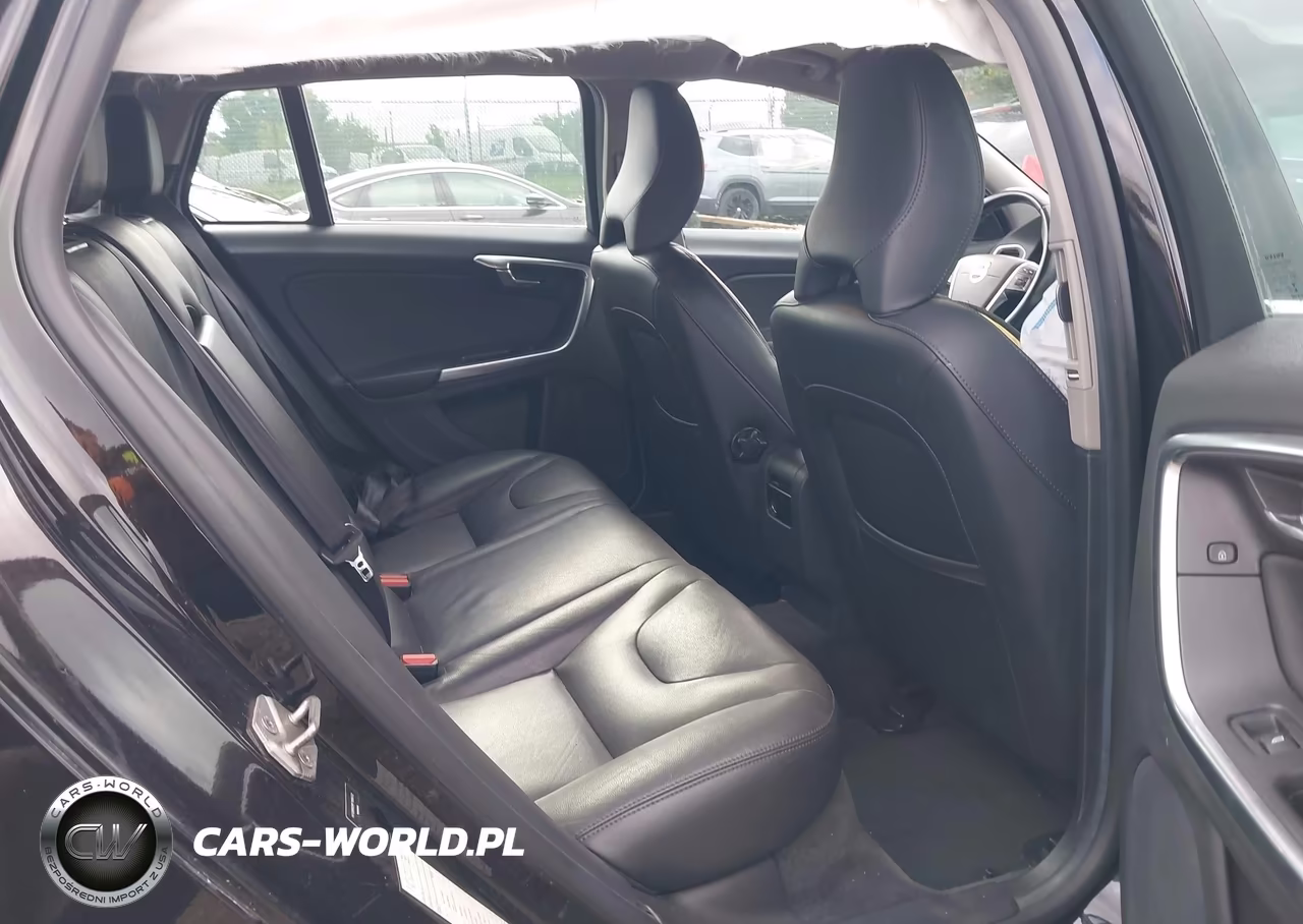 2015 Volvo V60 T5 Premier VIN:YV126MEB1F1199372 - 8