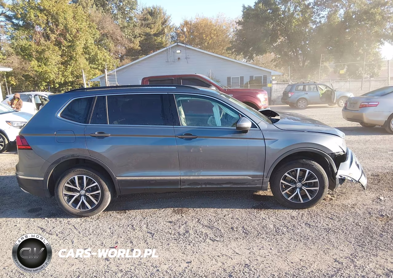 2020 Volkswagen Tiguan 2.0T Se-2.0T Se R-Line Black-2.0T Sel VIN:3VV2B7AX6LM120654 - 13