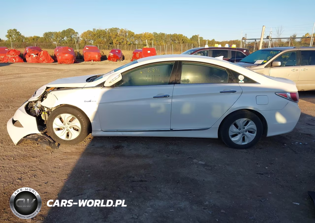 2013 Hyundai Sonata Hybrid VIN:KMHEC4A42DA064848 - 14
