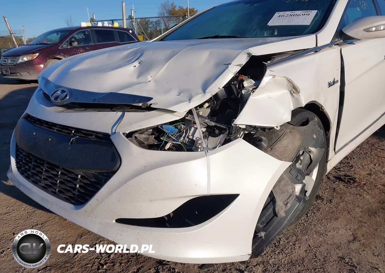 2013 Hyundai Sonata Hybrid VIN:KMHEC4A42DA064848 - 6