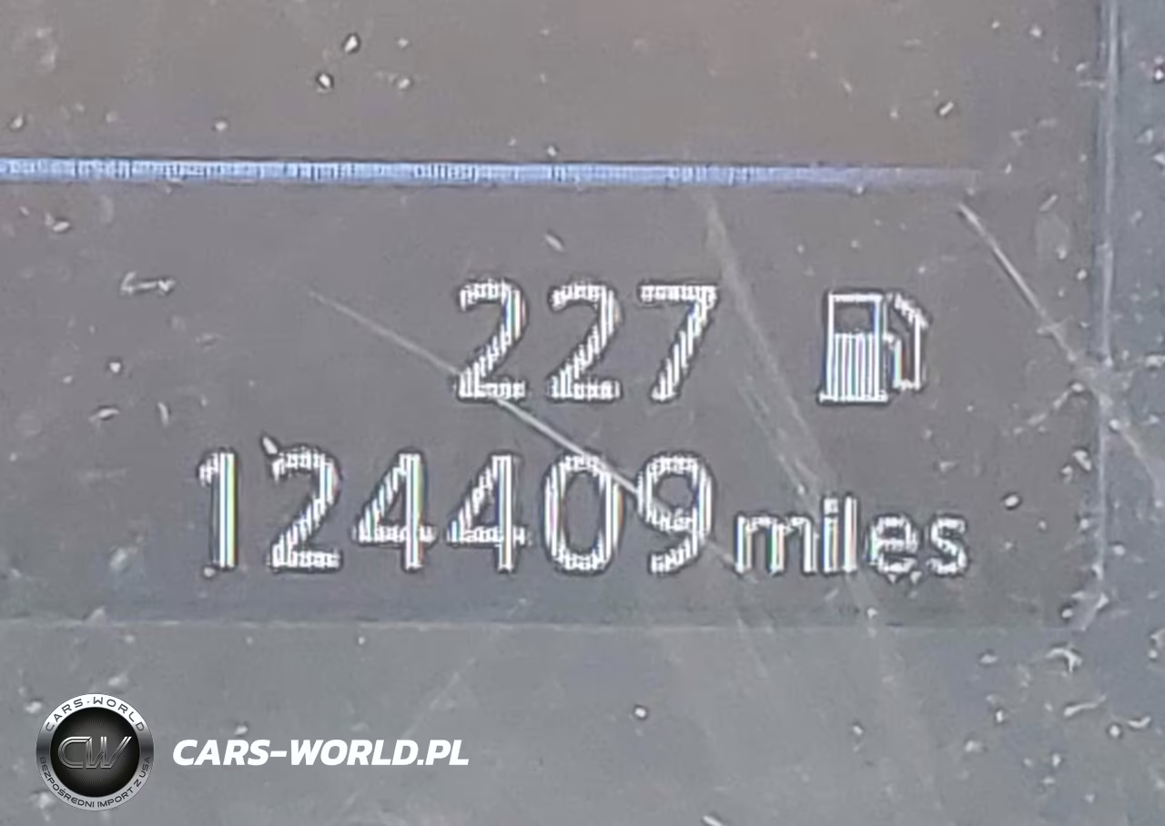 2019 Nissan Rogue Sport S VIN:JN1BJ1CR2KW326164 - 16