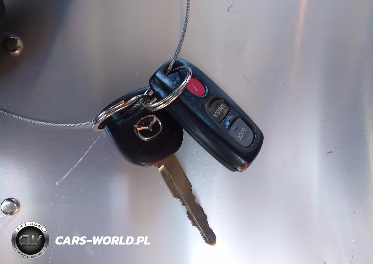 2007 Mazda Mazda3 S Grand Touring VIN:JM1BK344671685787 - 11