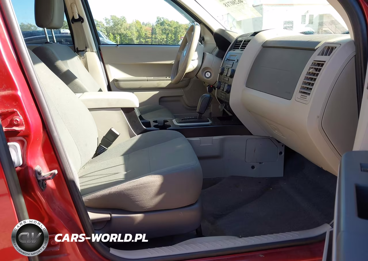 2012 Ford Escape Xls VIN:1FMCU0C71CKB61665 - 5