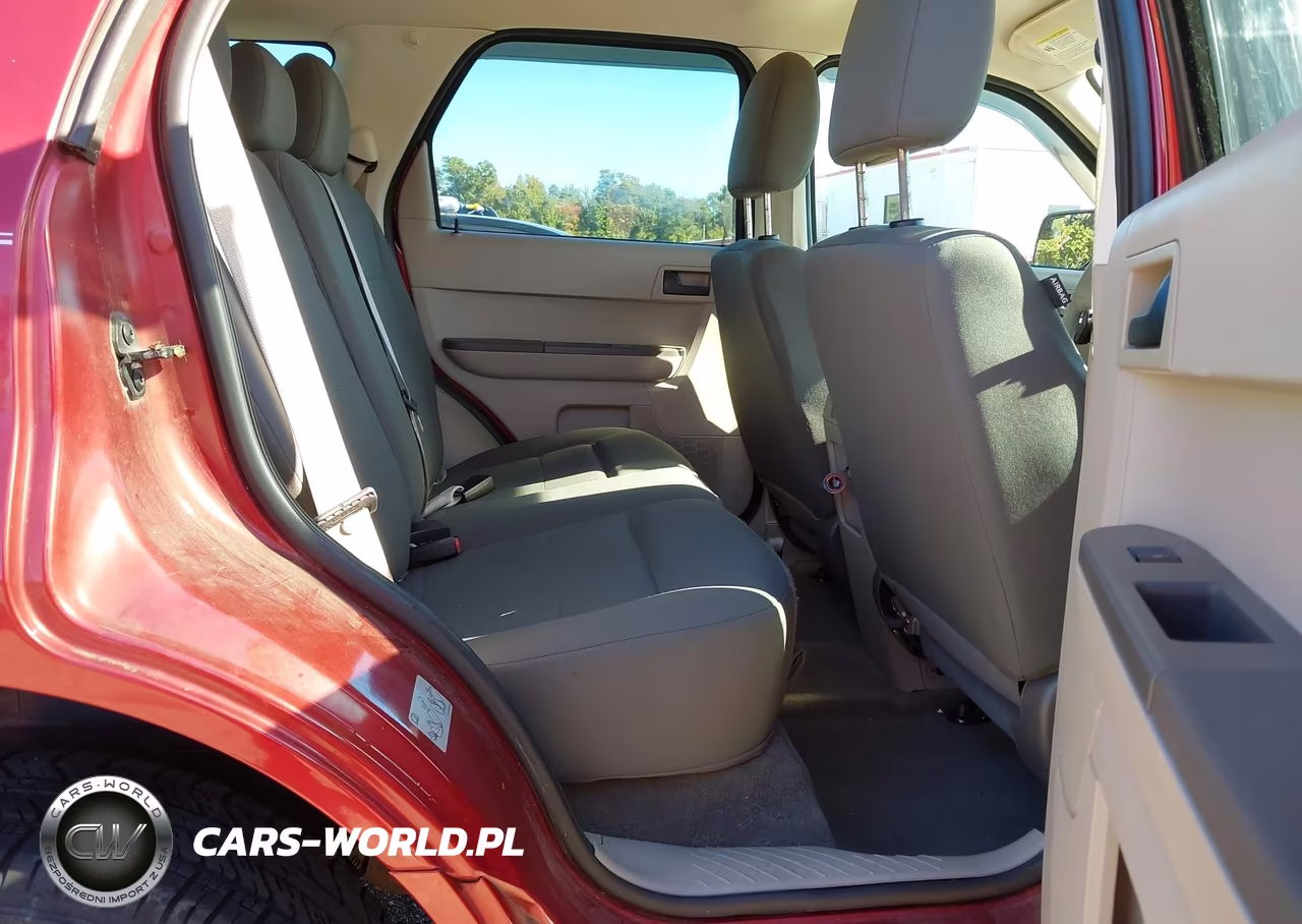 2012 Ford Escape Xls VIN:1FMCU0C71CKB61665 - 8