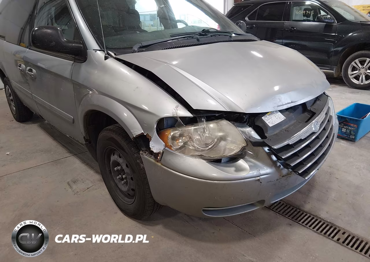 2005 Chrysler Town & Country Lx VIN:2C4GP44R85R170906 - 18