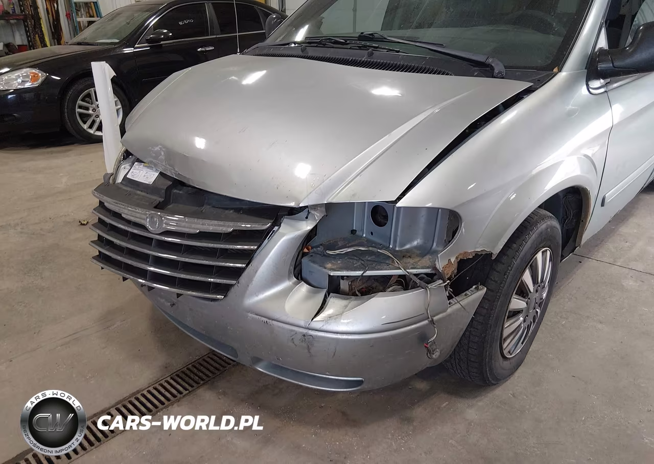 2005 Chrysler Town & Country Lx VIN:2C4GP44R85R170906 - 6