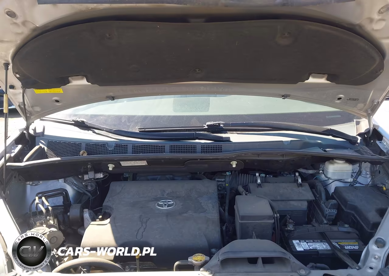 2011 Toyota Sienna Le V6 VIN:5TDKK3DC7BS174916 - 10