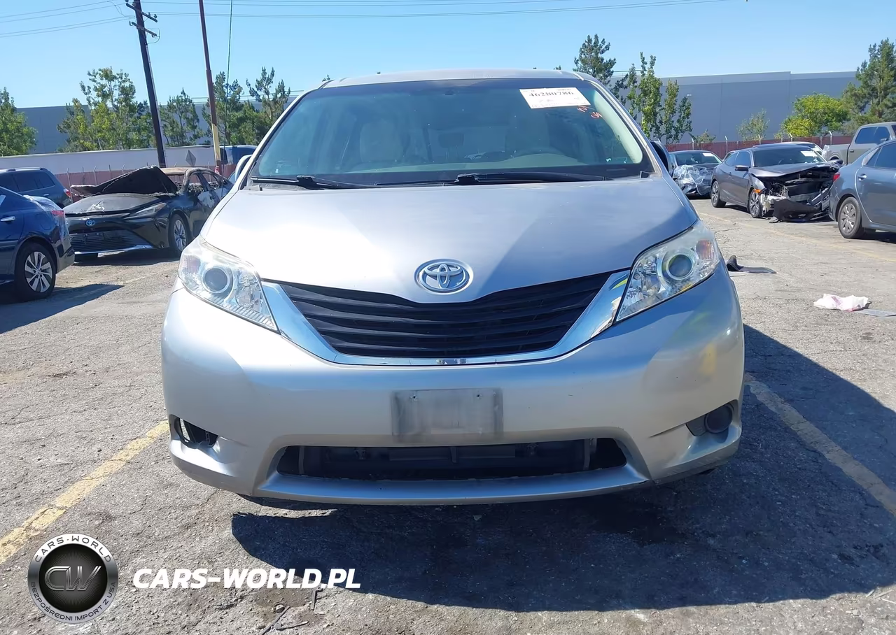2011 Toyota Sienna Le V6 VIN:5TDKK3DC7BS174916 - 6