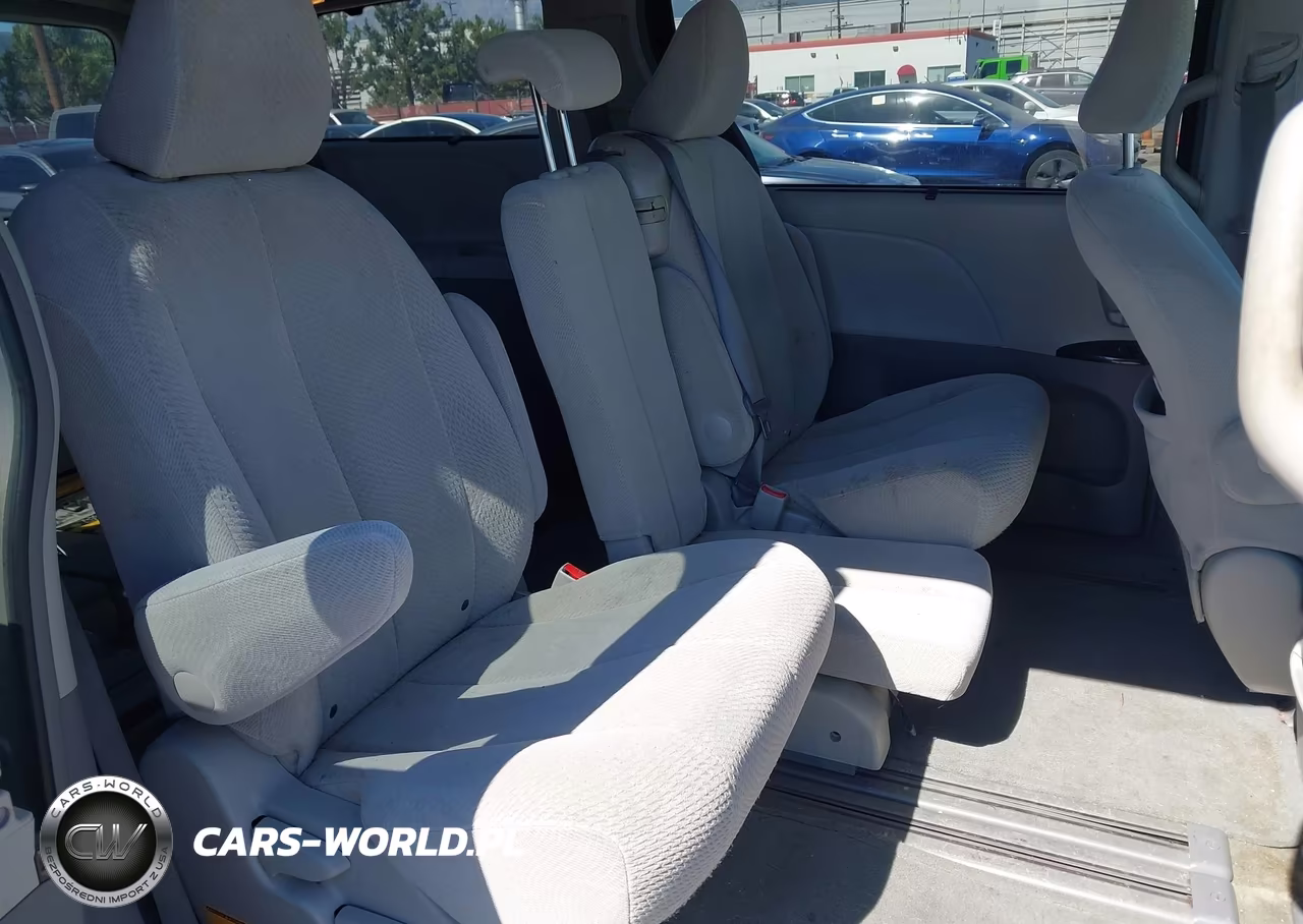 2011 Toyota Sienna Le V6 VIN:5TDKK3DC7BS174916 - 8