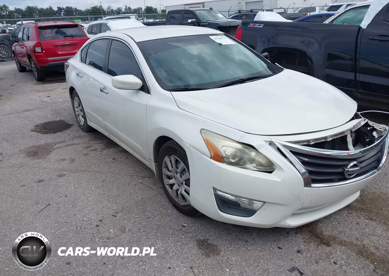 2015 Nissan Altima 2.5 S – zdjęcie 1 z 17