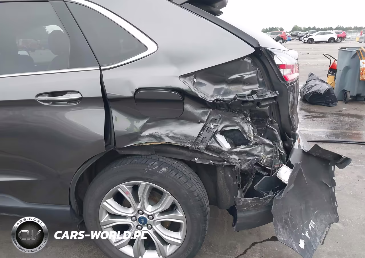 2019 Ford Edge Titanium VIN:2FMPK4K96KBB53328 - 17