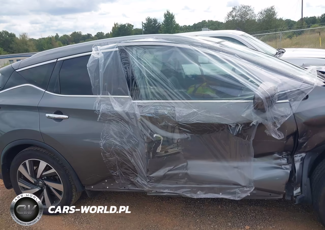 2018 Nissan Murano Platinum VIN:5N1AZ2MG5JN184526 - 13