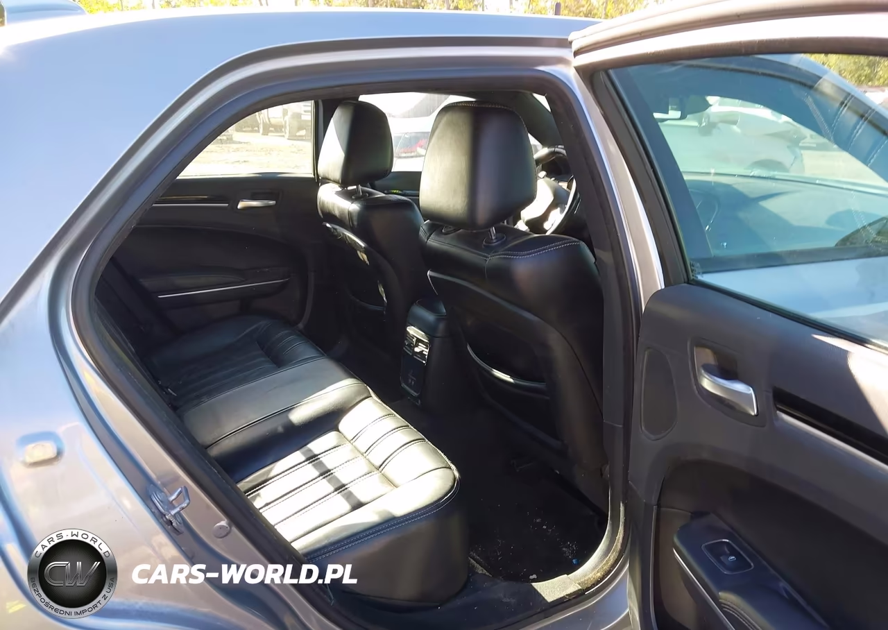 2017 Chrysler 300 300S Awd VIN:2C3CCAGG1HH566788 - 8