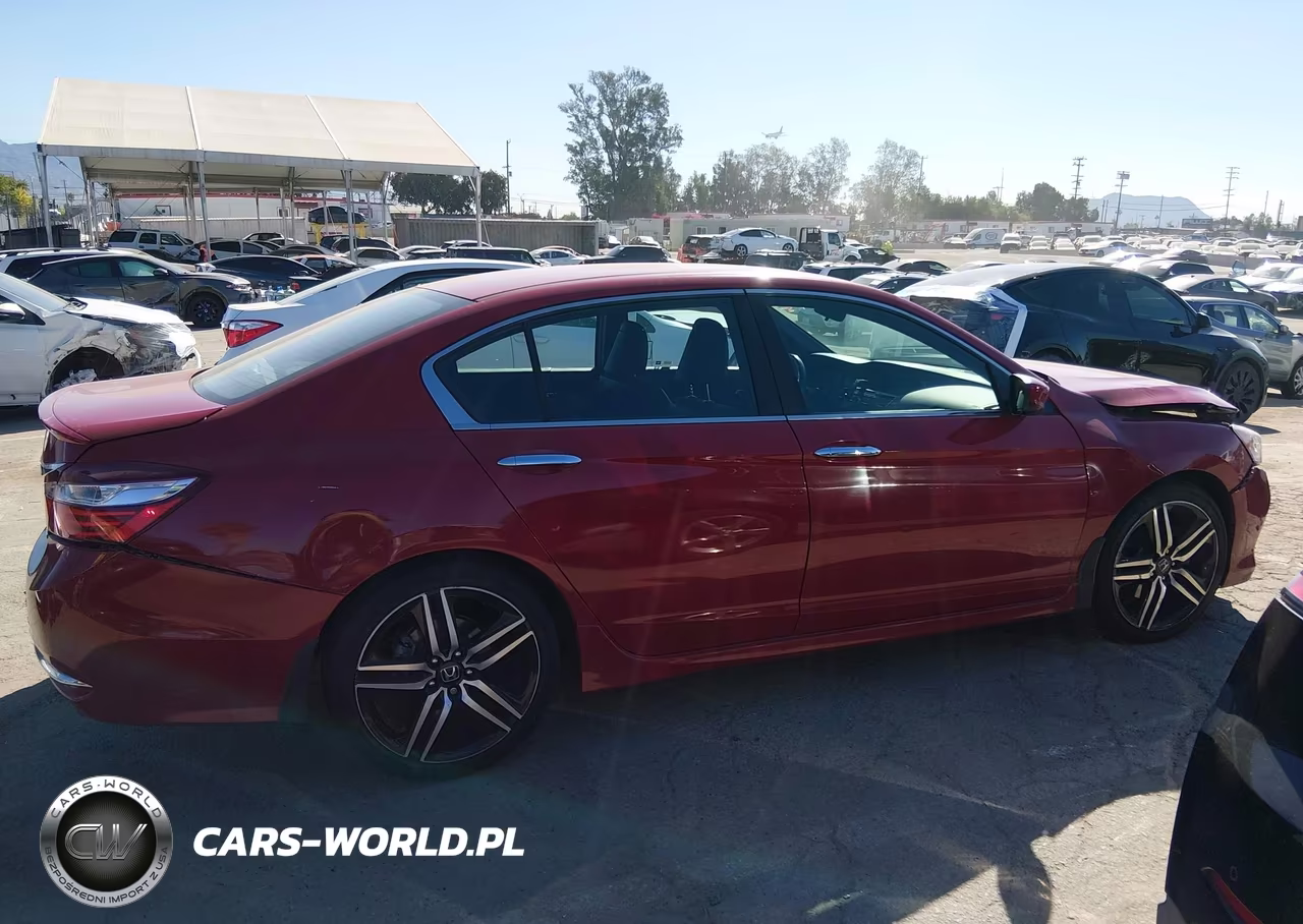 2017 Honda Accord Sport VIN:1HGCR2F52HA066994 - 14