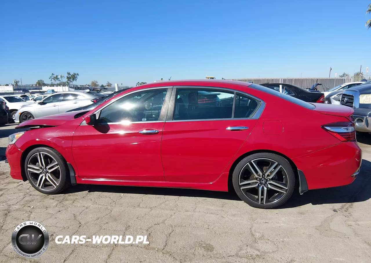 2017 Honda Accord Sport VIN:1HGCR2F52HA066994 - 15