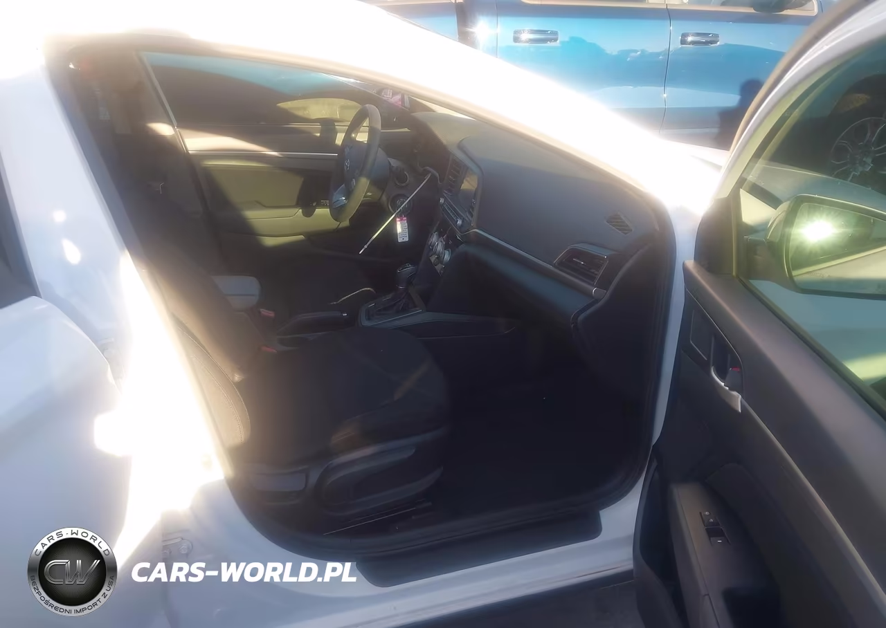 2019 Hyundai Elantra Sel VIN:5NPD84LF1KH404402 - 5