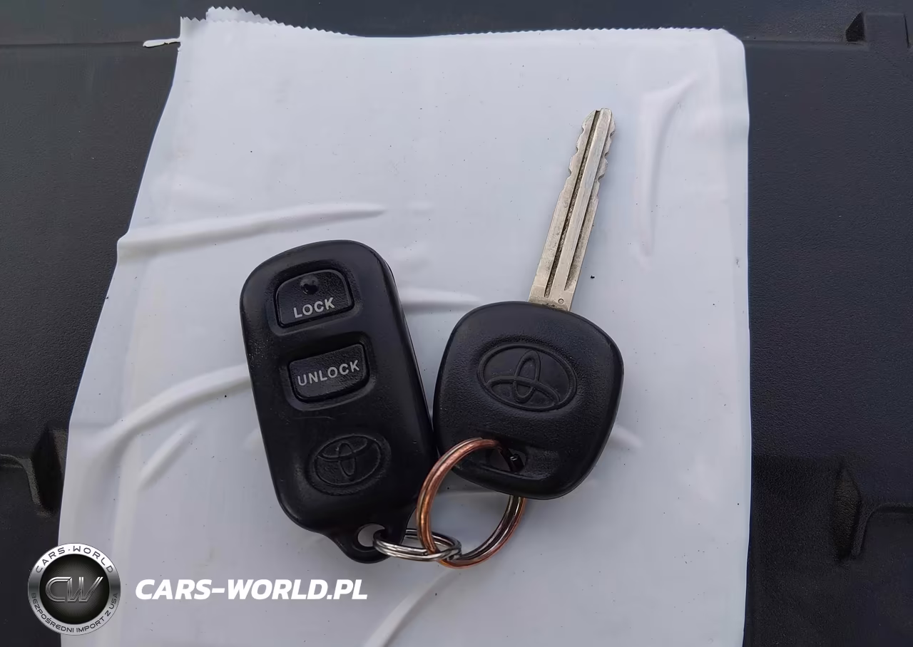 2005 Toyota Corolla Le VIN:1NXBR30E95Z351187 - 11