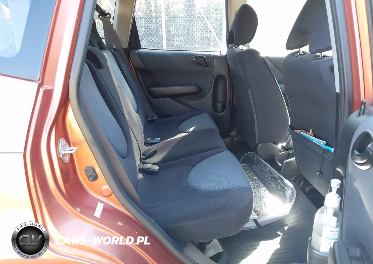 2007 Honda Fit Sport VIN:JHMGD37697S003250 - 8