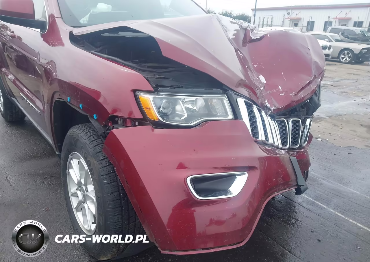 2020 Jeep Grand Cherokee Laredo E 4X4 VIN:1C4RJFAG6LC350528 - 17