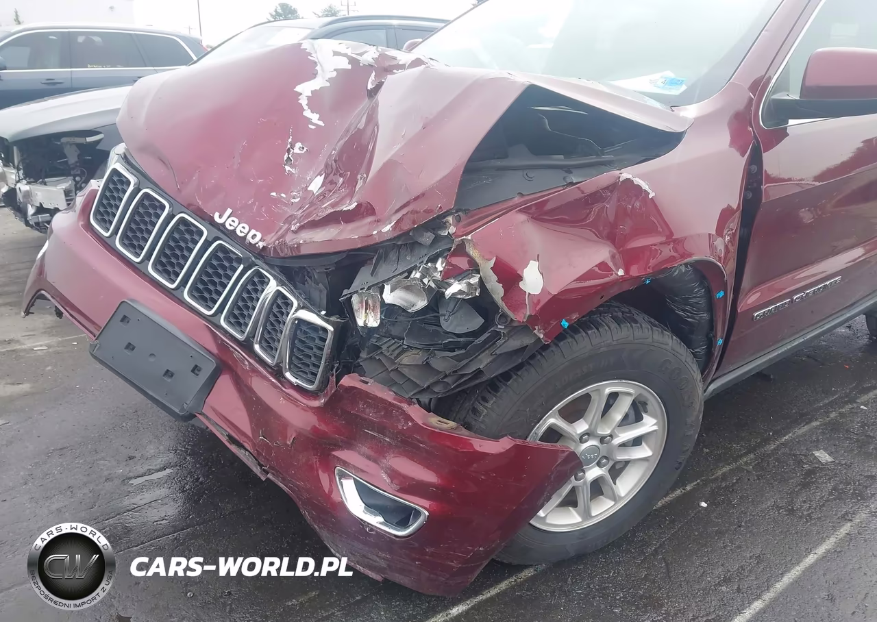 2020 Jeep Grand Cherokee Laredo E 4X4 VIN:1C4RJFAG6LC350528 - 6