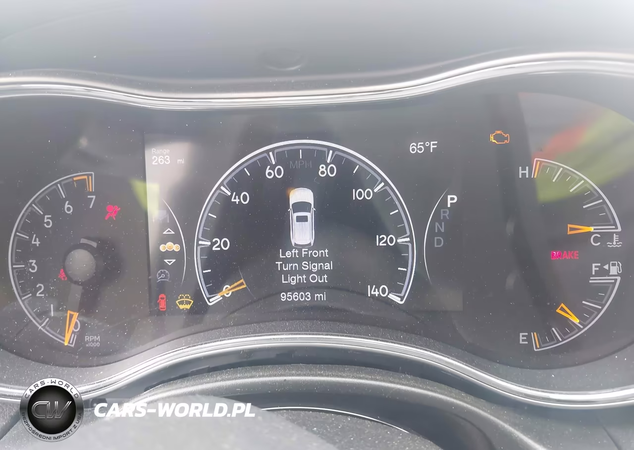 2020 Jeep Grand Cherokee Laredo E 4X4 VIN:1C4RJFAG6LC350528 - 7