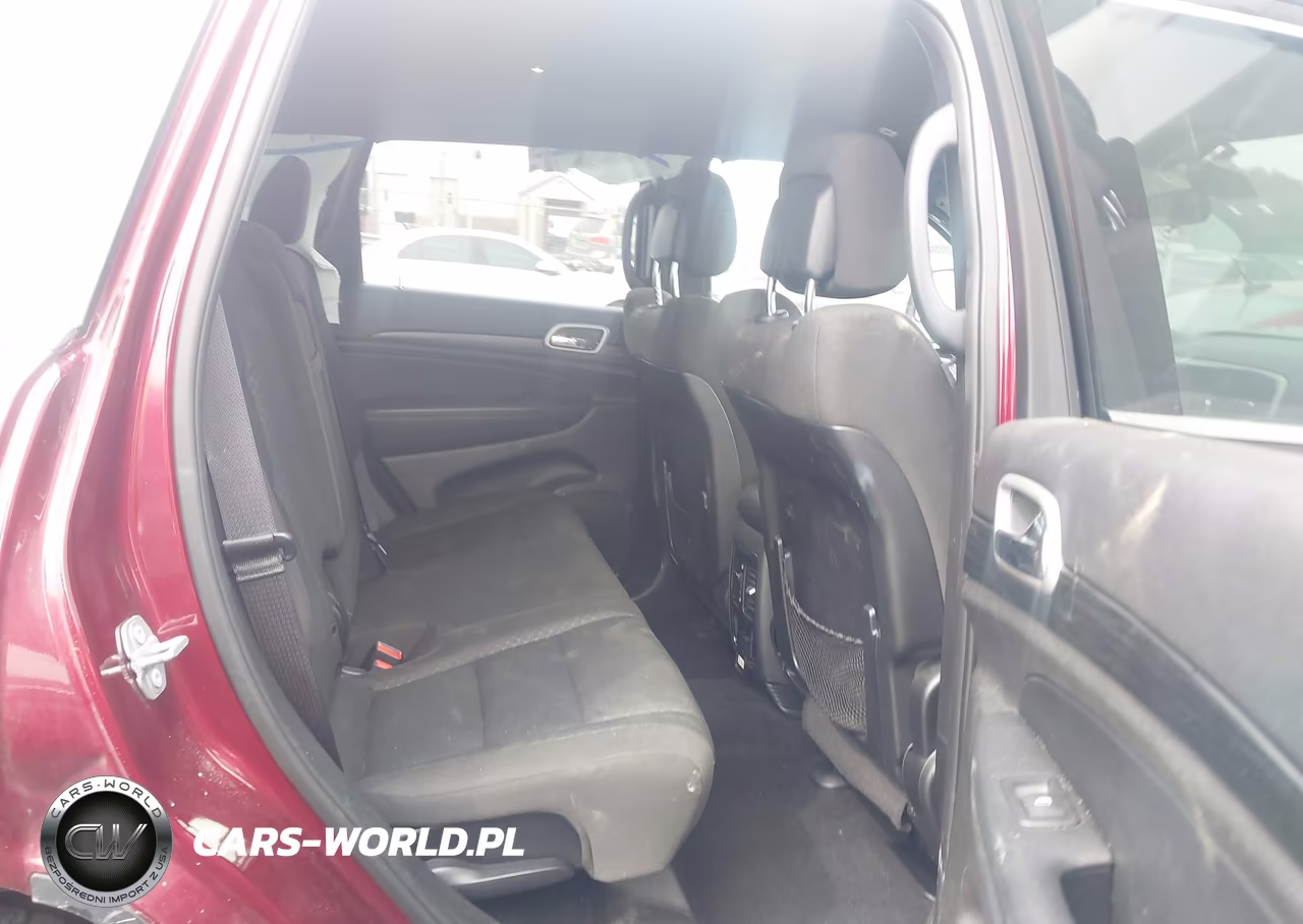 2020 Jeep Grand Cherokee Laredo E 4X4 VIN:1C4RJFAG6LC350528 - 8