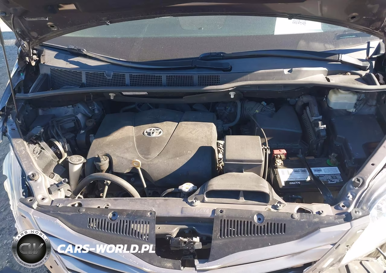 2017 Toyota Sienna Le 8 Passenger VIN:5TDKZ3DC5HS838005 - 10