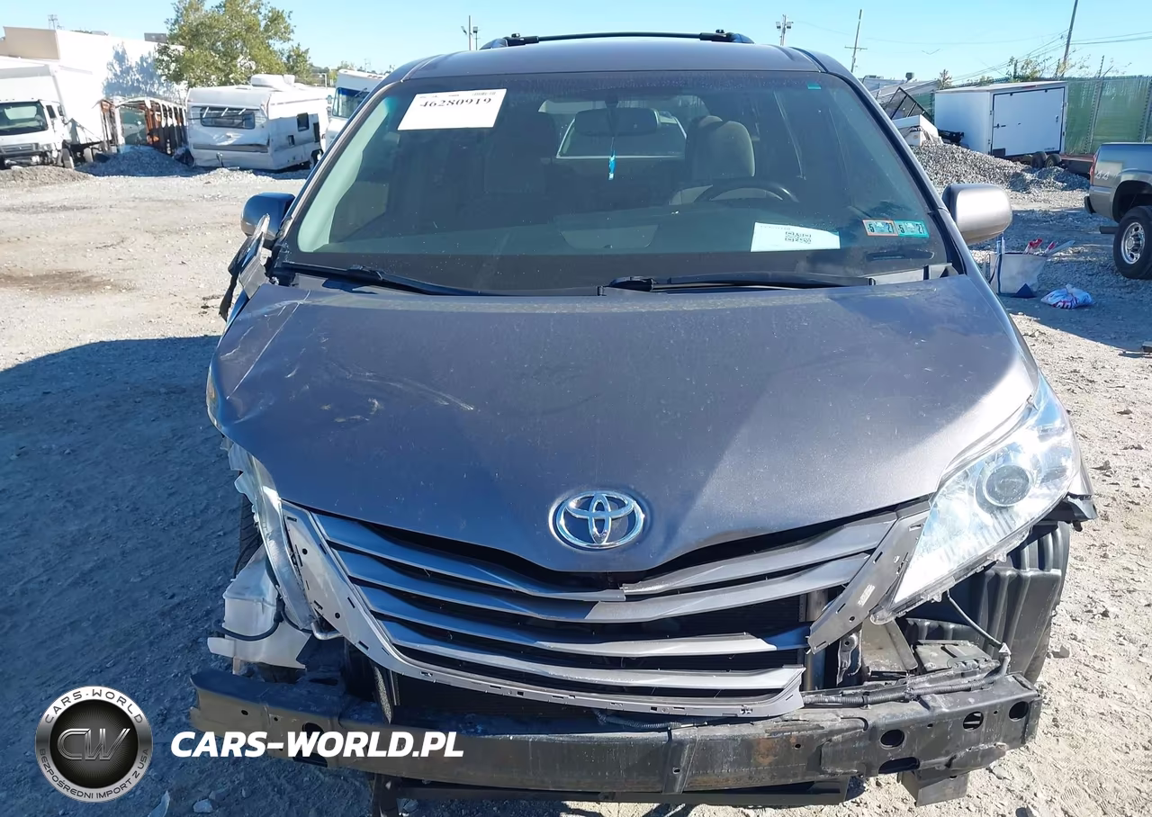 2017 Toyota Sienna Le 8 Passenger VIN:5TDKZ3DC5HS838005 - 12