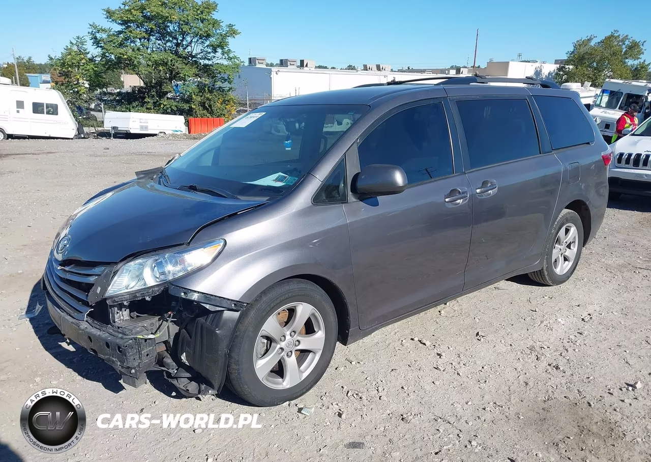 2017 Toyota Sienna Le 8 Passenger VIN:5TDKZ3DC5HS838005 - 2
