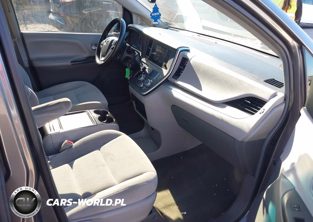 2017 Toyota Sienna Le 8 Passenger VIN:5TDKZ3DC5HS838005 - 5