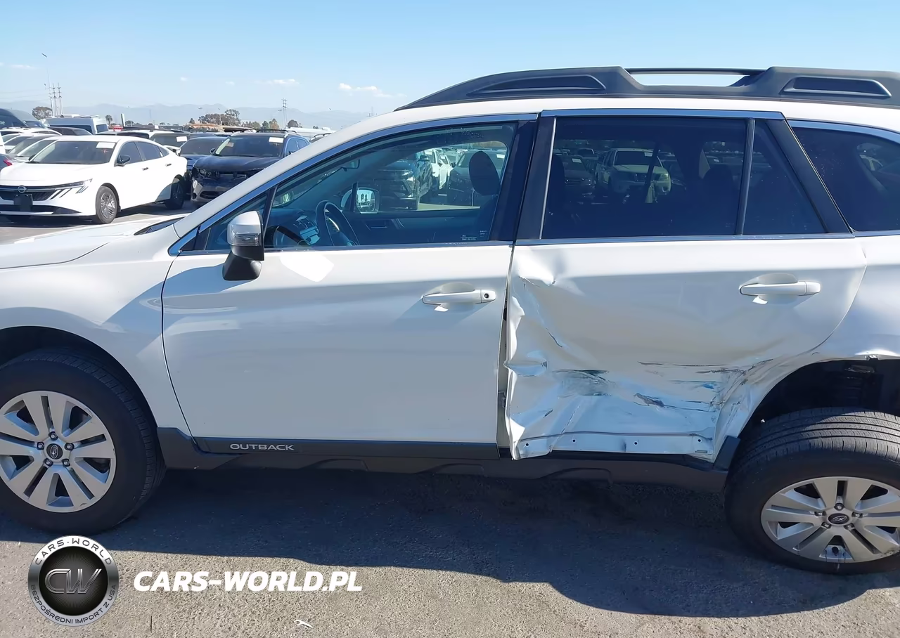 2016 Subaru Outback 2.5I Premium VIN:4S4BSAFC1G3349201 - 14